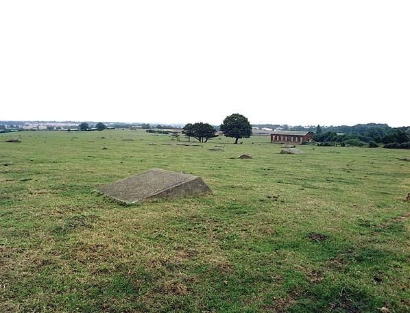 Aerial mast guying points (Nick Catford)