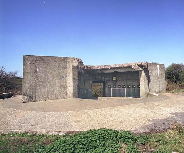 1910 6-inch Mark VII northern emplacement converted from 6-inch BL emplacement (Nick Catford)