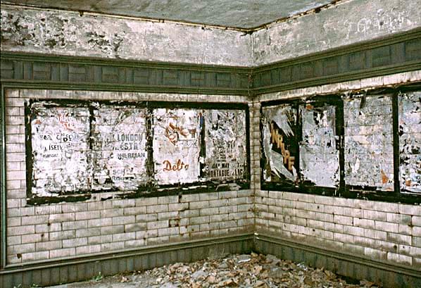 Posters at the bottom of the stairs leading to Platform 3 in July 1980 (Ted Burgess)