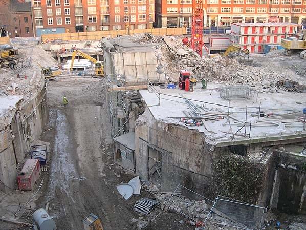 Demolition of the rotundas in March 2003 (Bob Jenner)