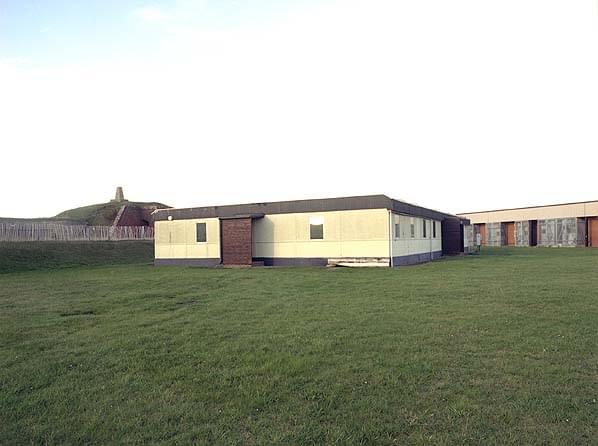 Adjacent building to commcen (Nick Catford)