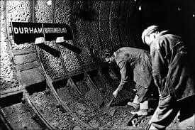 The original Tyne Tunnel crossed the boundary of Durham and Northumberland, before the creation of the Tyne and Wear Authority 