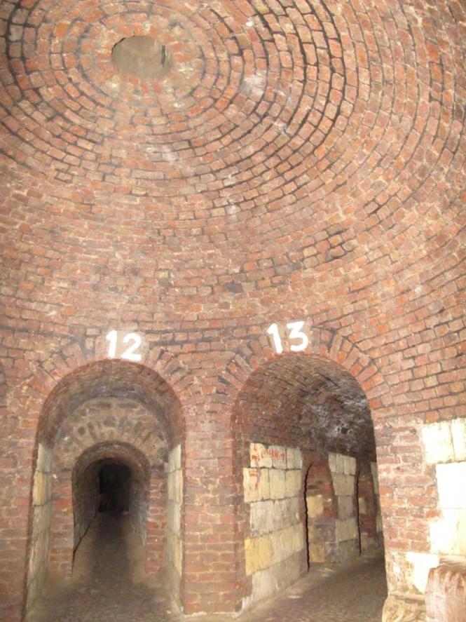 Fine Brickwork within the Maastricht Casemates (Clive Penfold)
