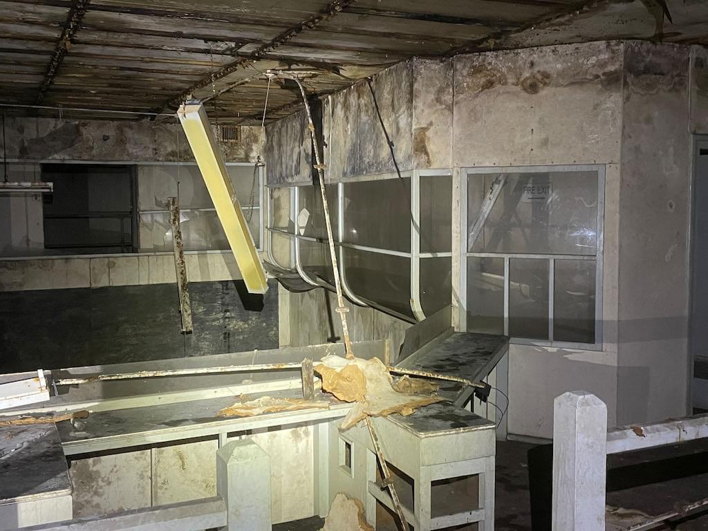 Furniture remains in good condition (Neil Iosson - 2021)