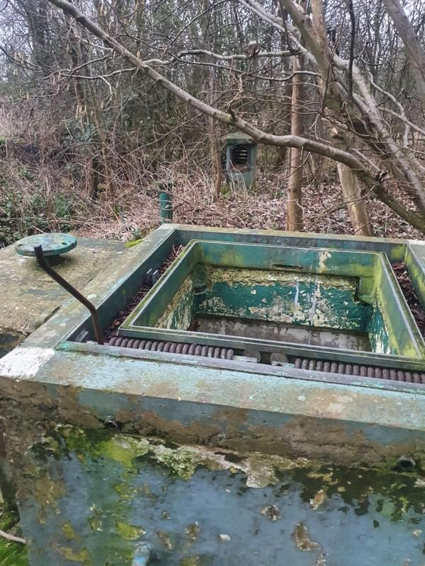 Earls Barton  (Simon Cadman)