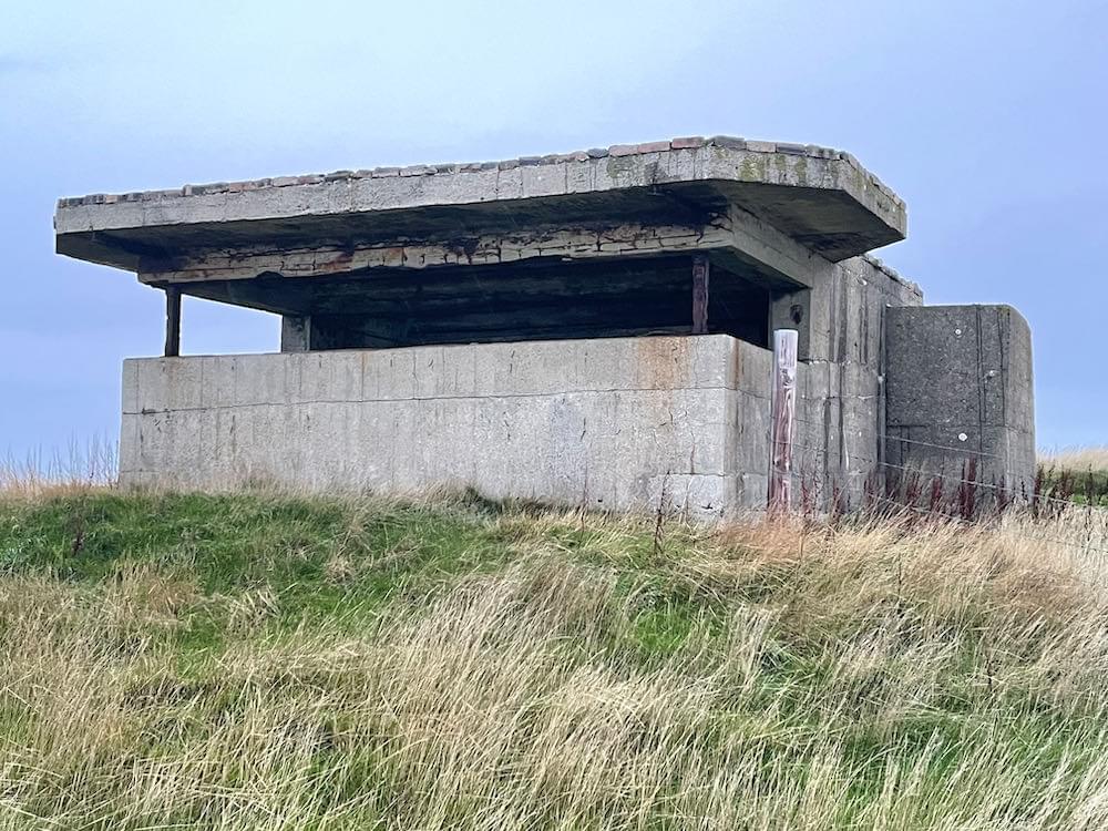 Observation post (Neil Iosson - 2021)