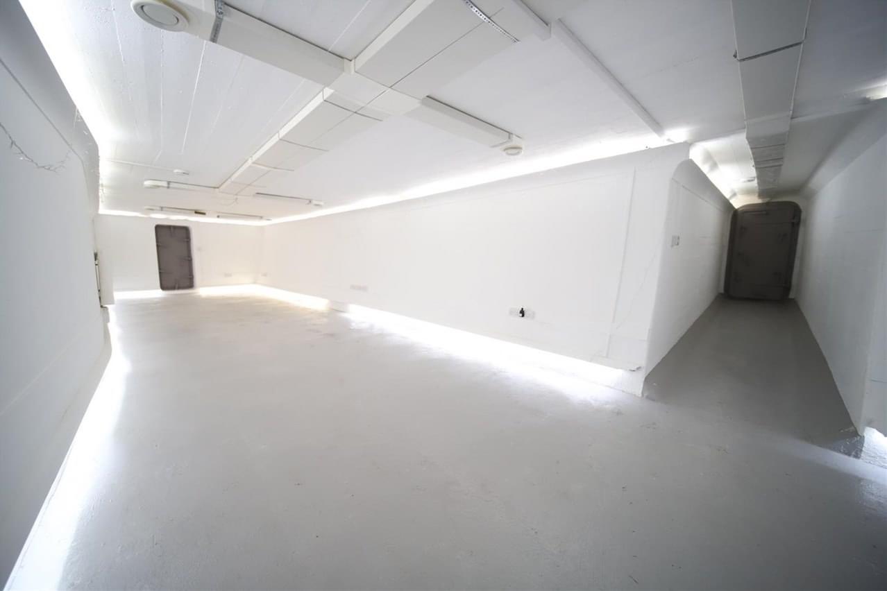 (Unique Estates Property Services - 2022)