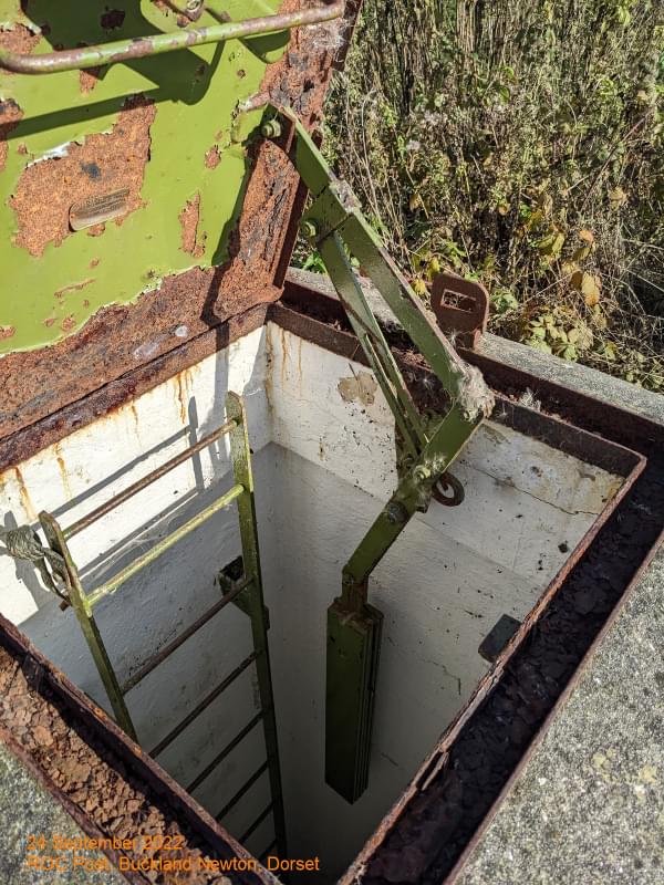 Buckland Newton ROC Post (Ian Turner)