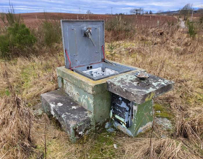 Alyth ROC Post (BX212)