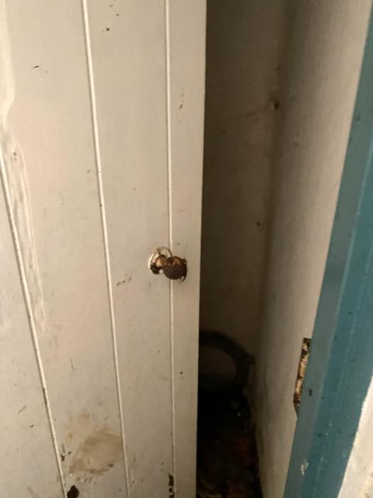 Horns Cross ROC Post (Max Mason)