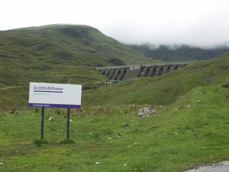 The road up to Cruachan Dam (Martin Briscoe)