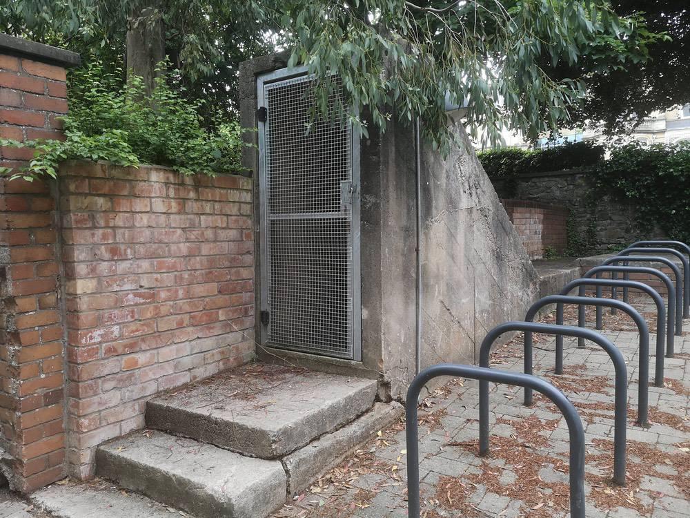 Entrance (Callum Cromwell - 2022)