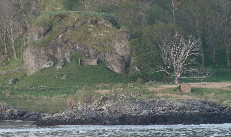 TAT-1 Terminal at Gallanach, Oban - unknown structure. (Martin Briscoe)