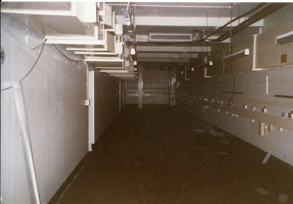 Office space (Roger Newark - c.2001)