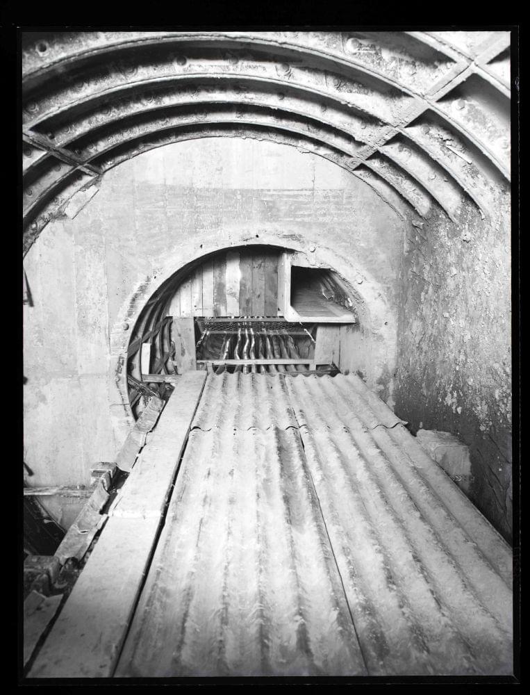 Kingsway Telephone Exchange, Holborn, Tunnel Scheme 2147 construction: new 12 foot diameter chamber in Scheme 139. Old 7 foot diameter tube in background.  (1952) (www.digitalarchives.bt.com - TCB 417/E 17655)