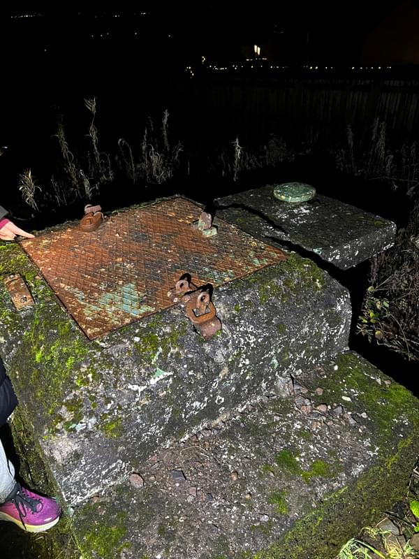 Bridge of Weir ROC. Now closed off and welded up. (Craig Wilson)