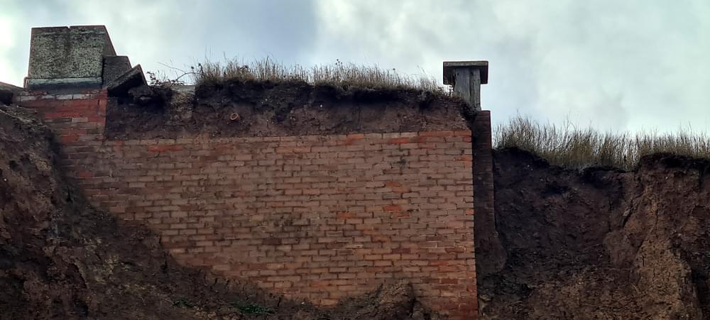 Probably Tunstall / Withernsea TA 31180 31975 Sept. 2024 or a pillbox (Paul Owen)