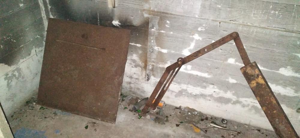 Swallow ROC Post (lee scarrott )