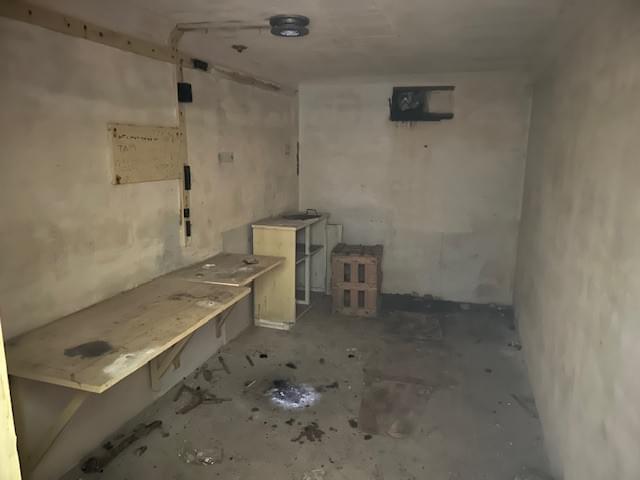 Praze ROC Post (Louis Richards )