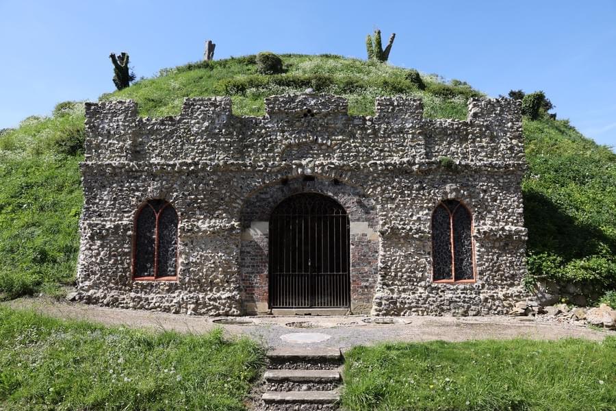 ((c) Marlborugh College - 2024)