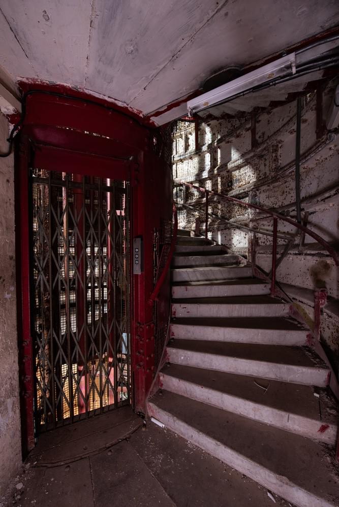 Northern entrance stairwell (Callum Cromwell (Feb 2021))